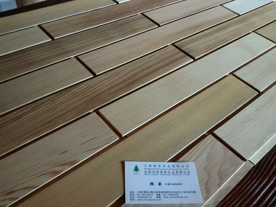 實木墻磚、墻裙與木瓦 自然與傳統在建筑材料中的復興